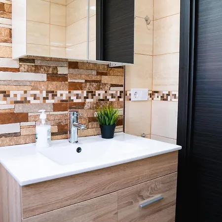 On-line Luxury Apart Peset Aleixandre 135, Free Wi-fi Apartman *