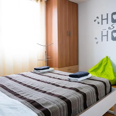 On-line Luxury Apart Peset Aleixandre 135, Free Wi-fi Valencia
